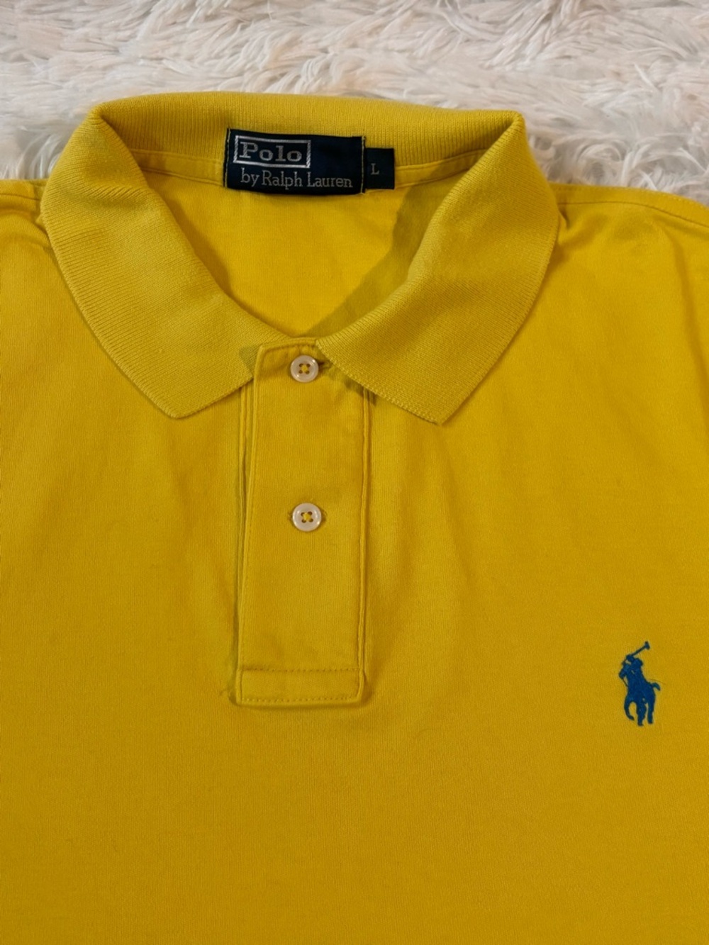 POLO Ralph Lauren Classic Fit
Size Large  3 Button Polo